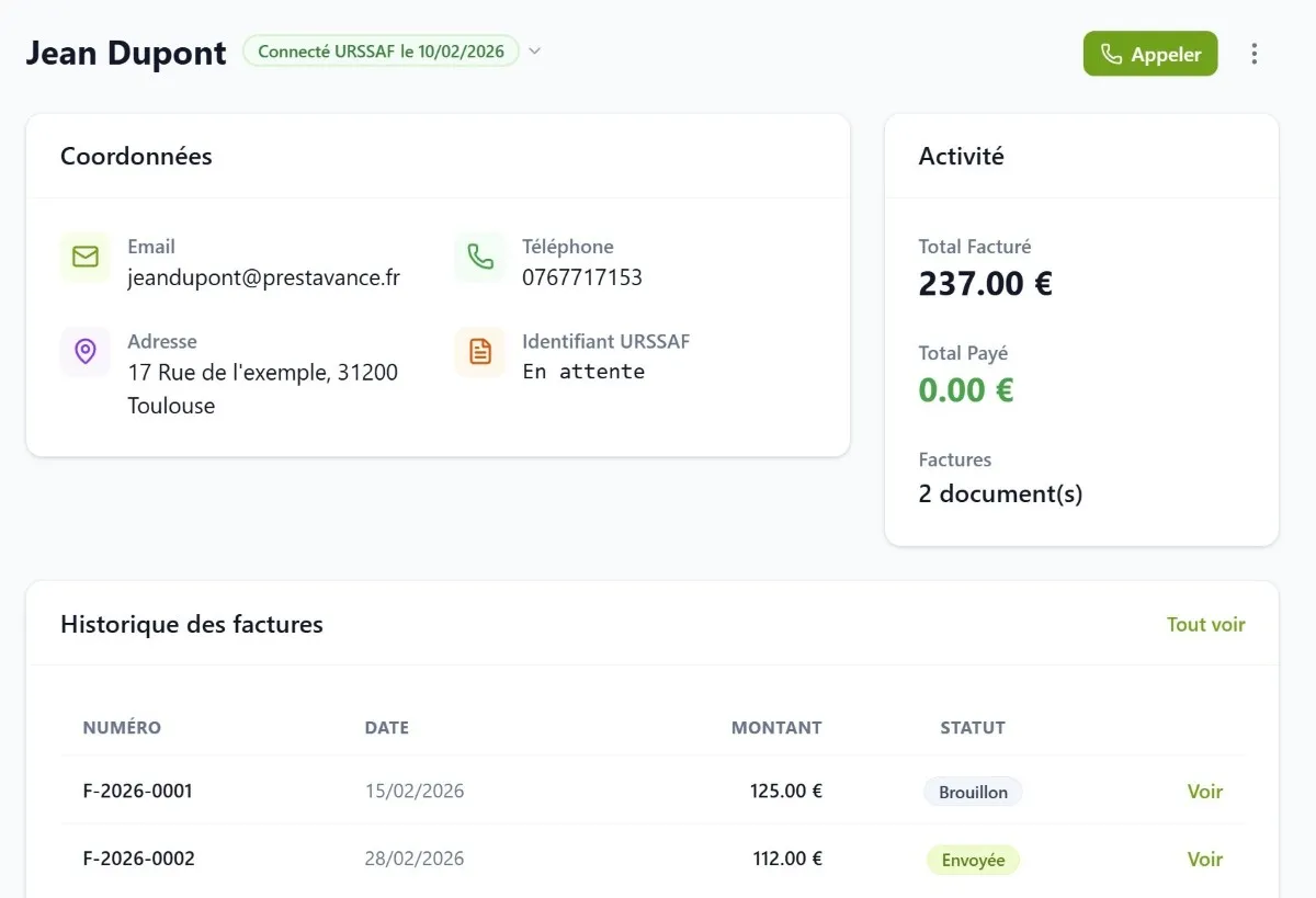 Fonctionnalité fiche client complète sur Prestavance avec coordonnées, statut URSSAF et historique des factures, devis, prestations